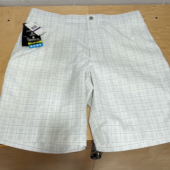 PGA TOUR men’s golf shorts - Picture 1 of 4